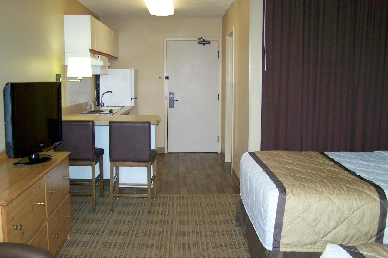 Extended Stay America Select Suites - Chicago - Lombard - Oakbrook Oakbrook Terrace Eksteriør billede