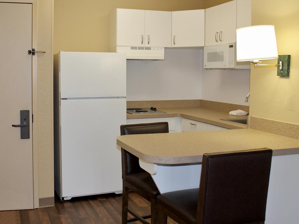 Extended Stay America Select Suites - Chicago - Lombard - Oakbrook Oakbrook Terrace Eksteriør billede